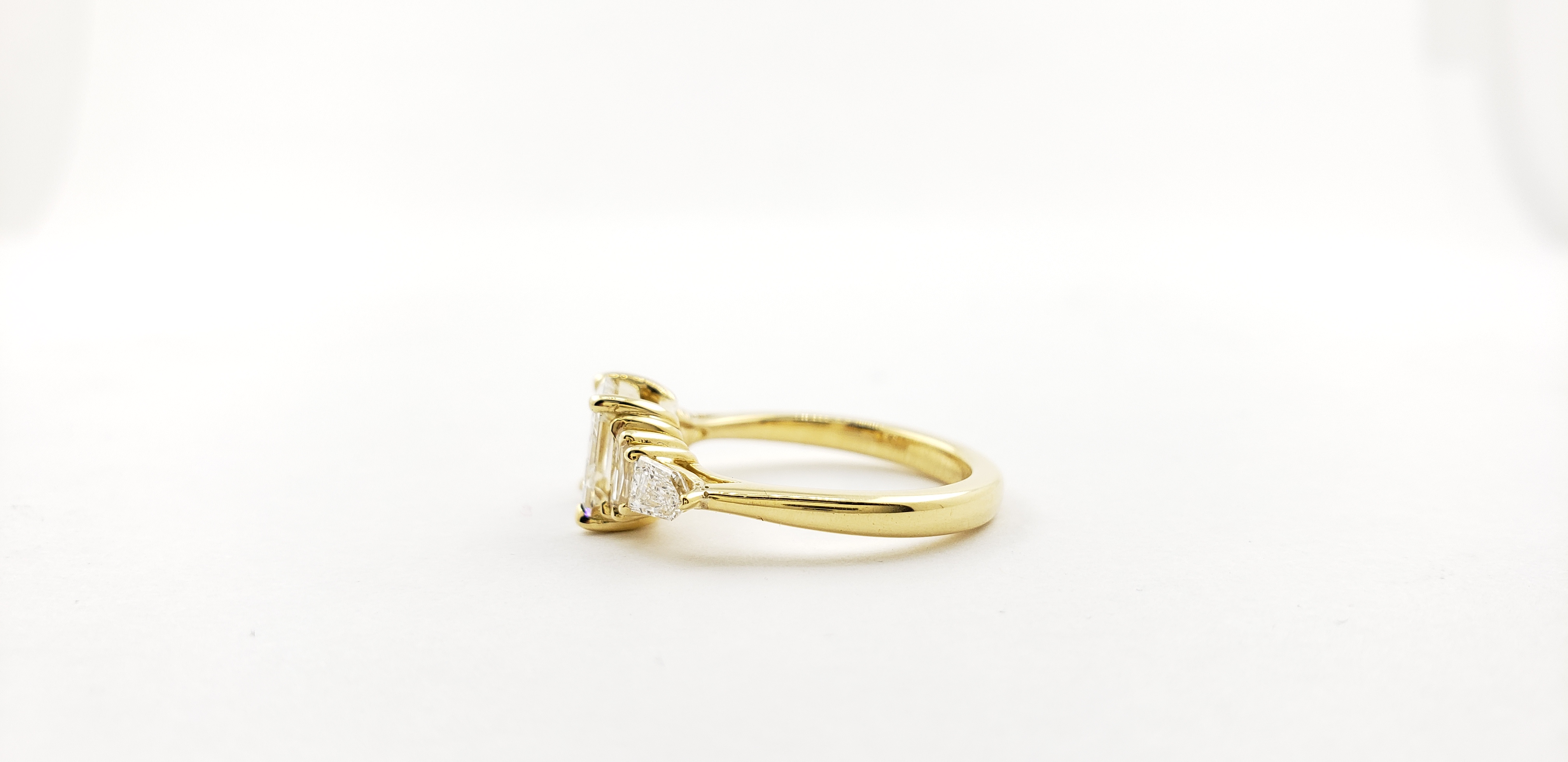 Exquisite Five Stone Diamond Ring  